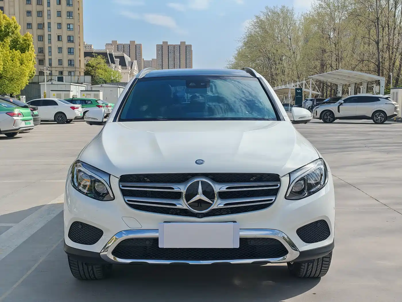 Mercedes-Benz GLC 2016 GLC 300 4MATIC Luxury фото 2