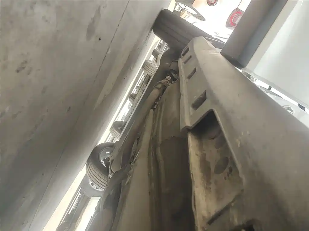 BYD Yuan 2017 1.5L Auto Cool Connect фото 21