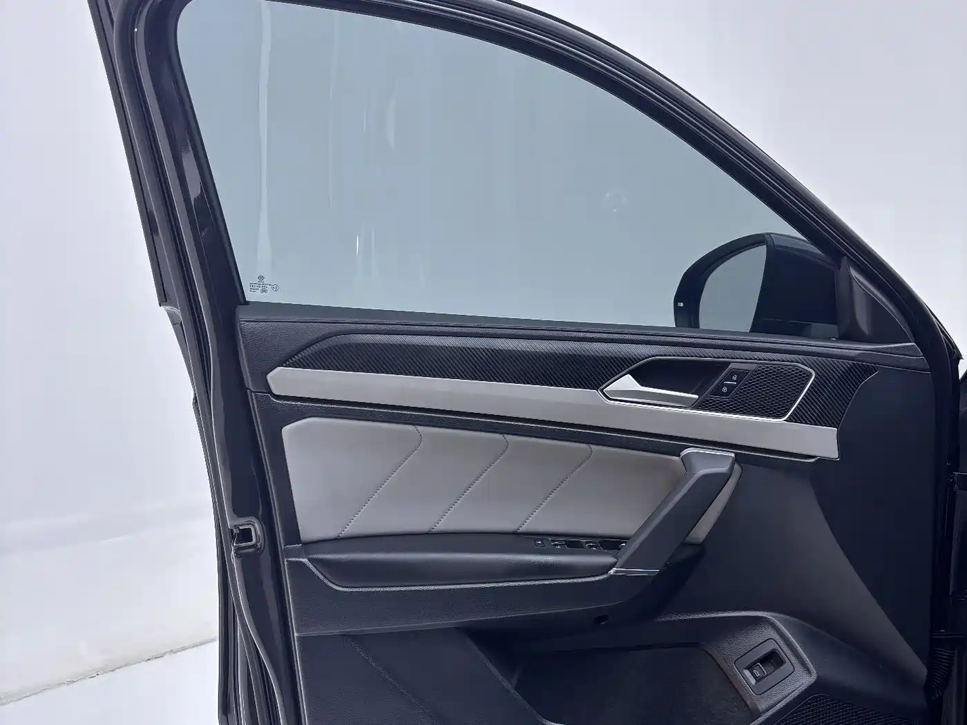 Volkswagen Tayron 2023 280TSI 2WD Luxury Plus Advanced Edition фото 22