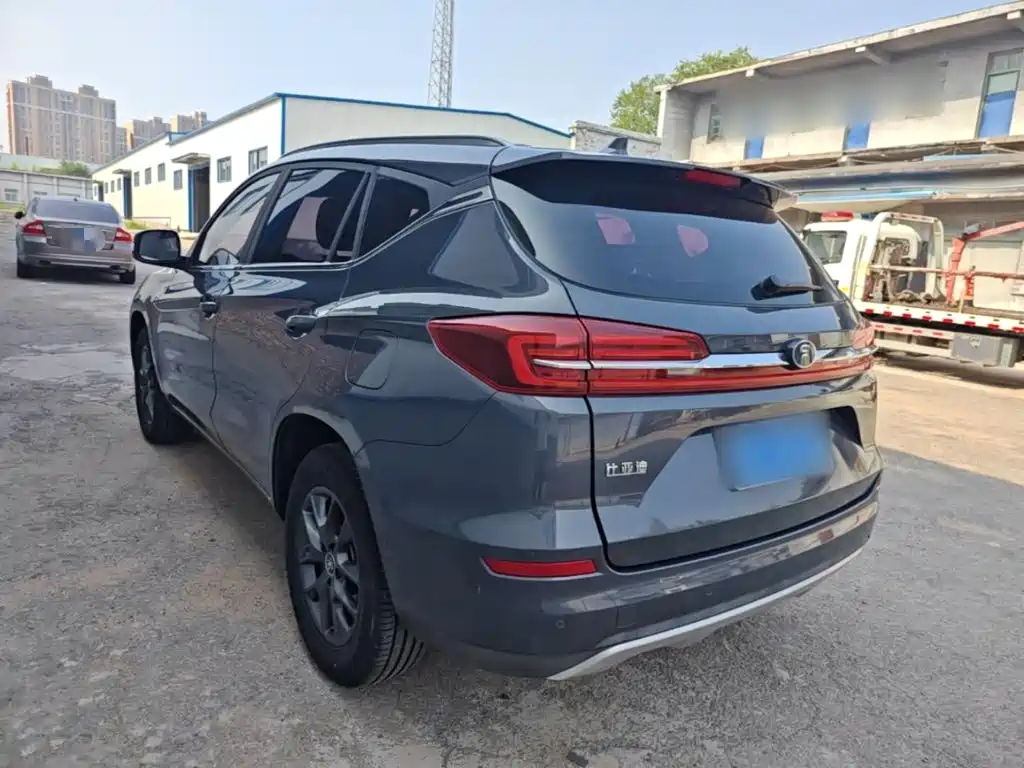2022 BYD Song