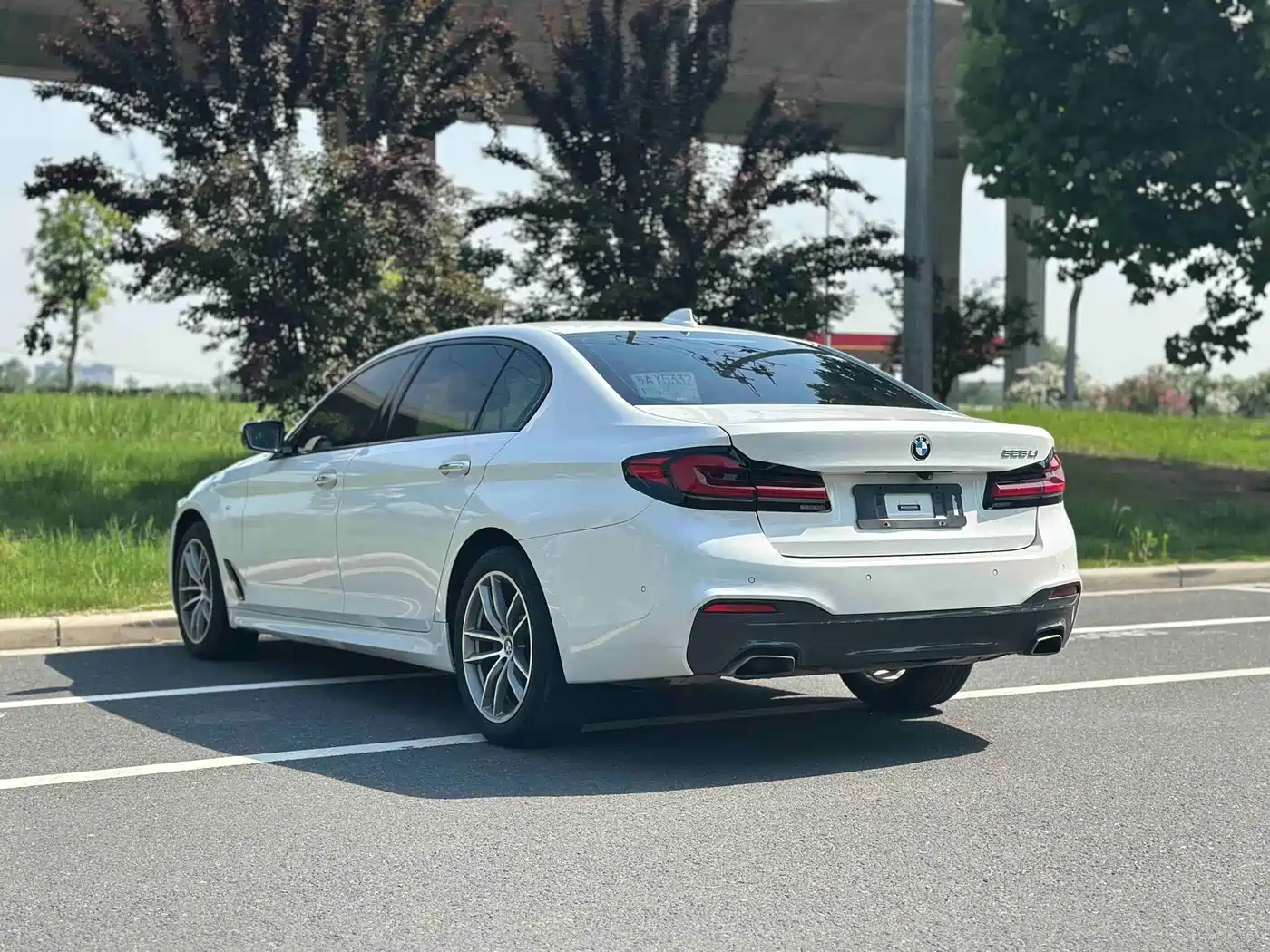 BMW 5 Series 2018 525Li M Sport Package фото 7