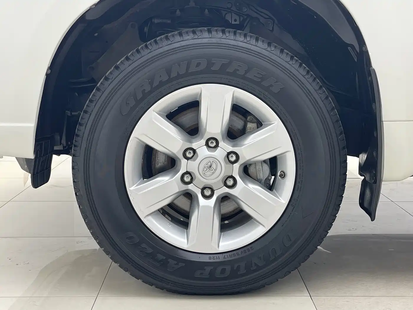 Toyota Prado 2016 3.5L Auto TX-L фото 17