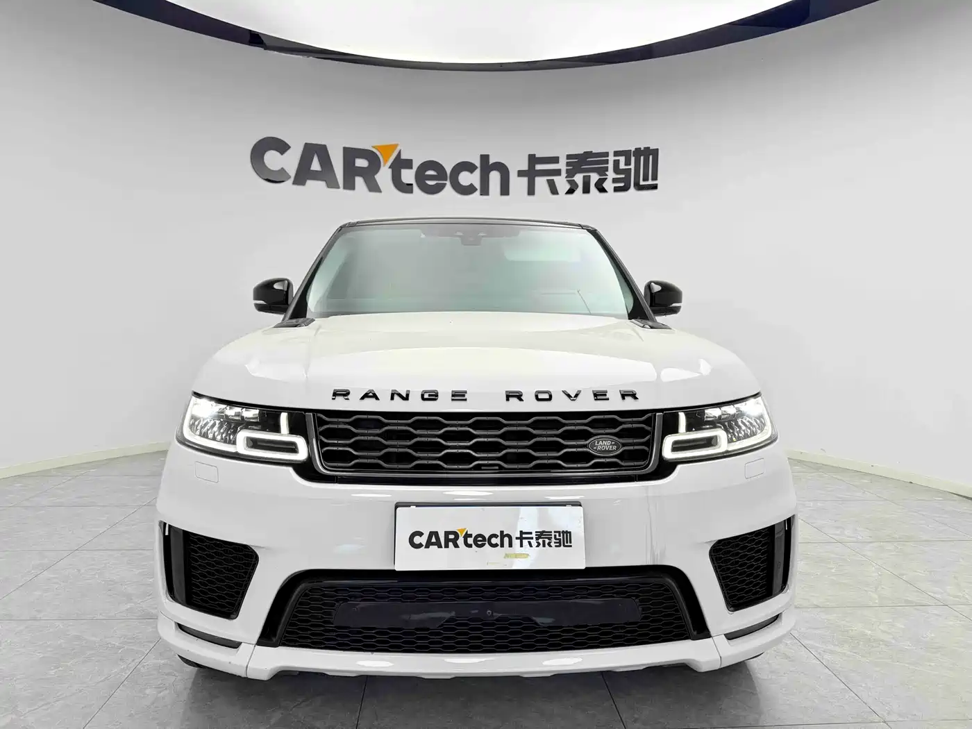 Land Rover Range Rover Sport 2020 3.0 L6 HSE DYNAMIC фото 2