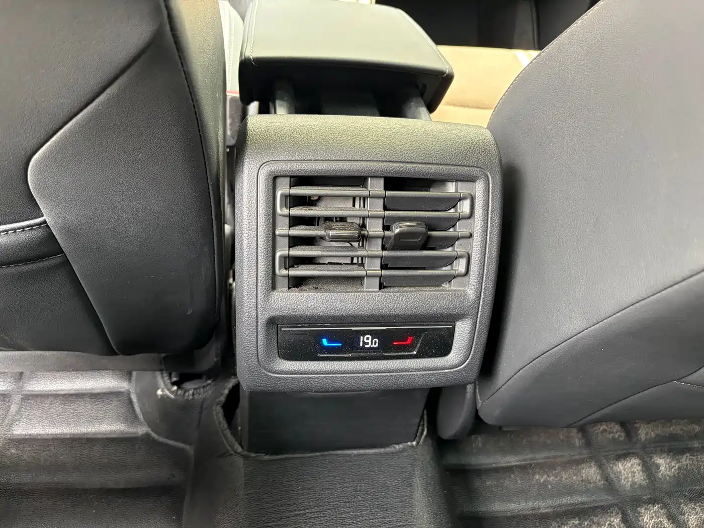 Volkswagen Golf 2021 280TSI DSG R-Line фото 13