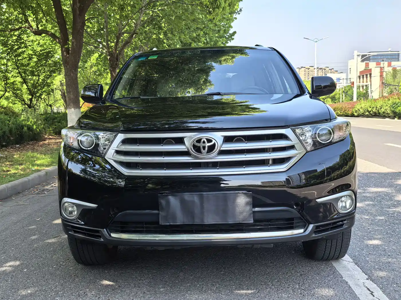 Toyota Highlander 2012 2.7L 2WD 7-Seater Luxury Edition фото 3