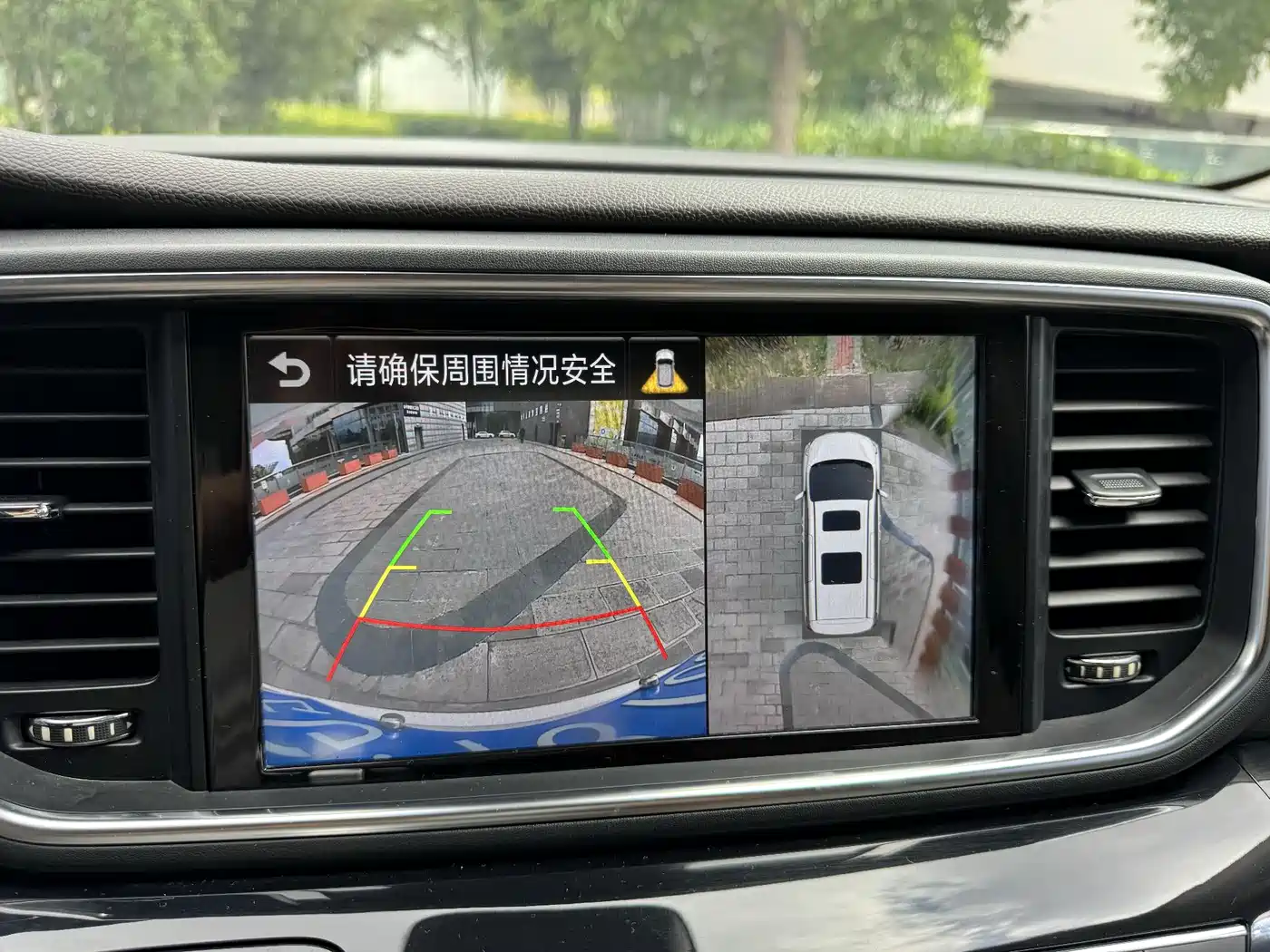 GAC Trumpchi Trumpchi M8 2018 320T Flagship Edition фото 14