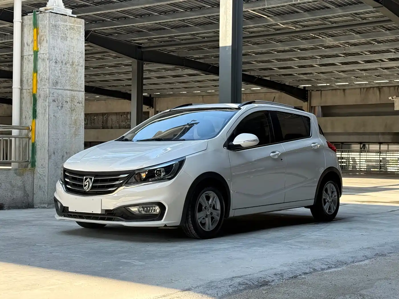 Фото 3 - Baojun 310