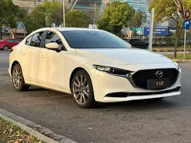 MAZDA 3 ANGKESAILA