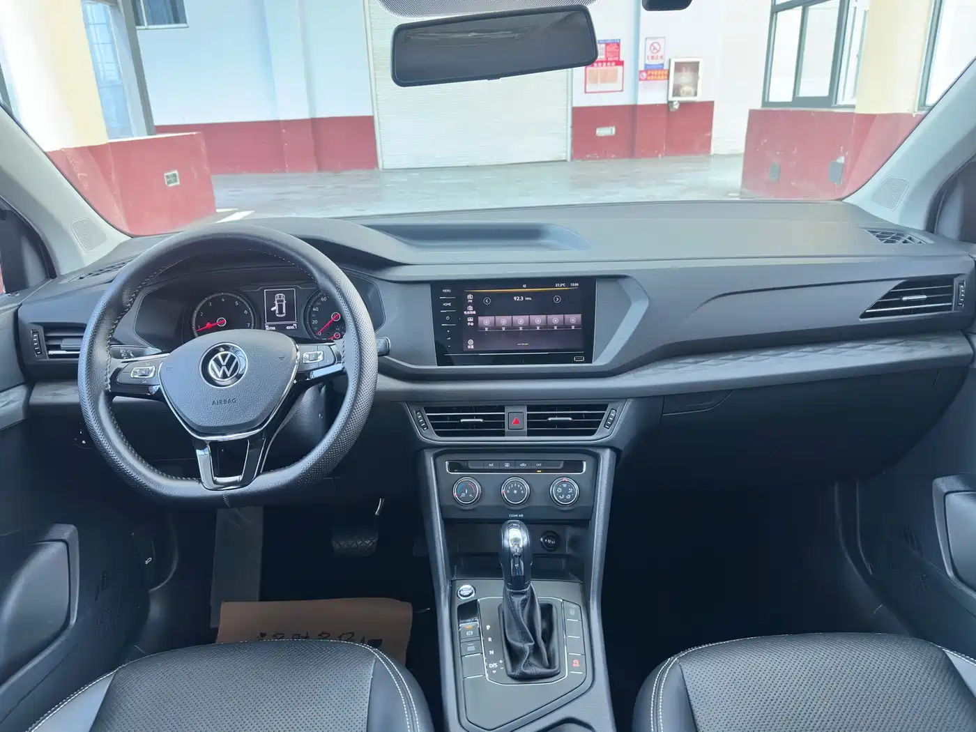 Volkswagen Tharu 2021 Model 280TSI 2WD Trend Edition фото 10