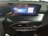 Photo 13 - Buick Verano