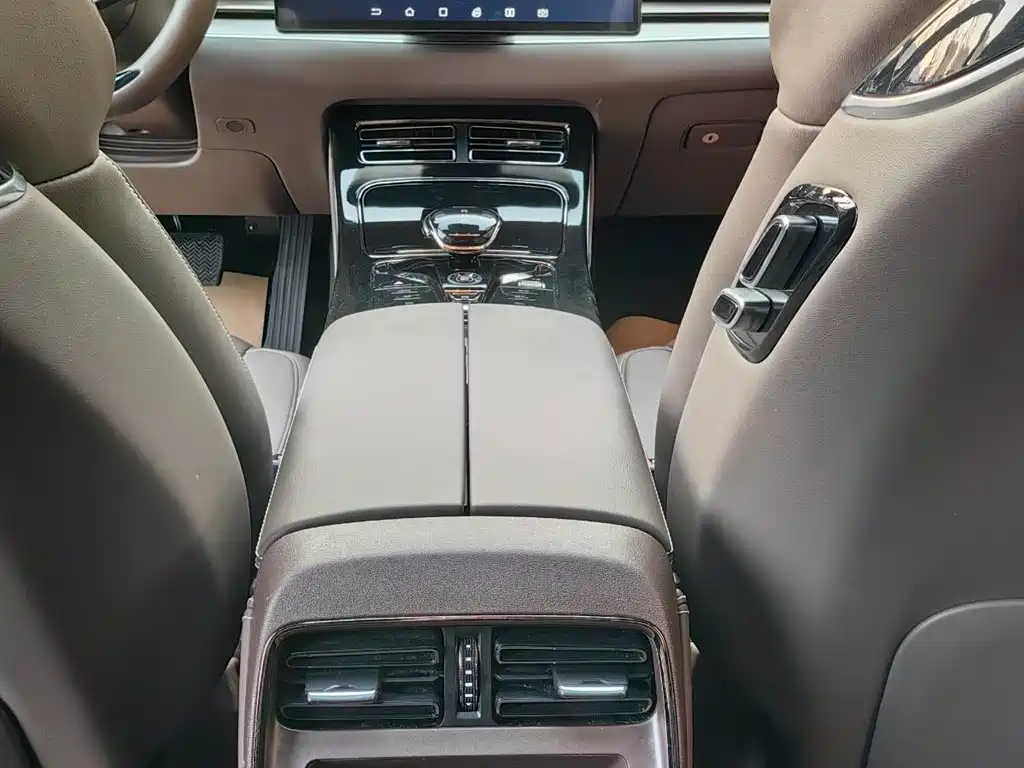 BYD Han 2020 EV Extended Range Luxury фото 12