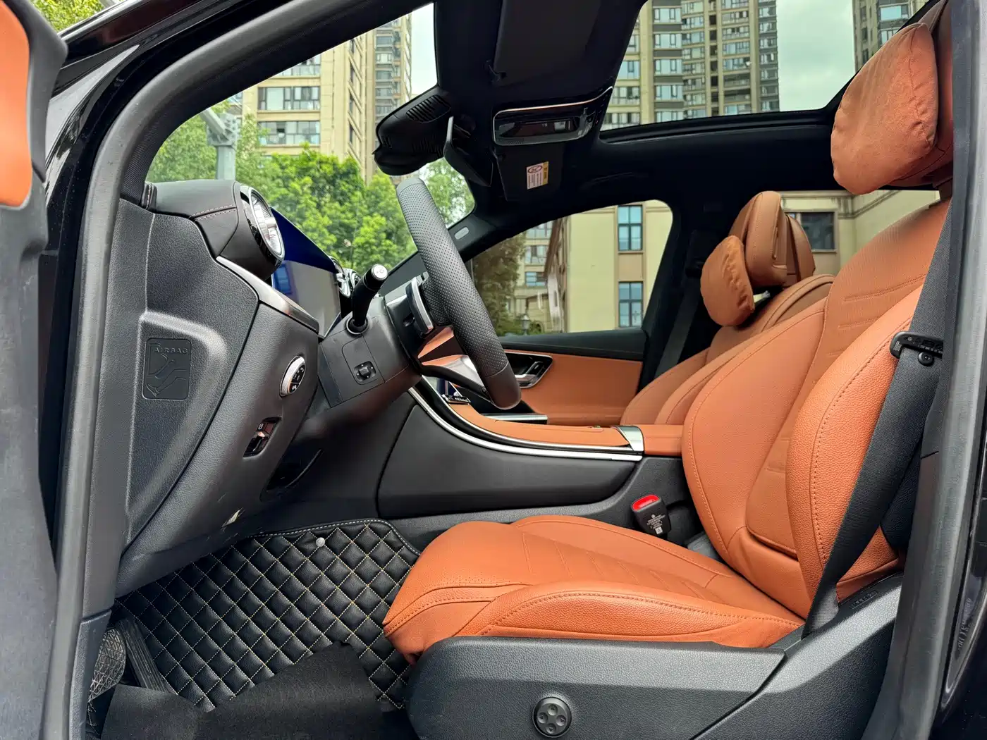 Mercedes-Benz GLC 2025 2025 GLC 300 L 4MATIC Dynamic 5-seater