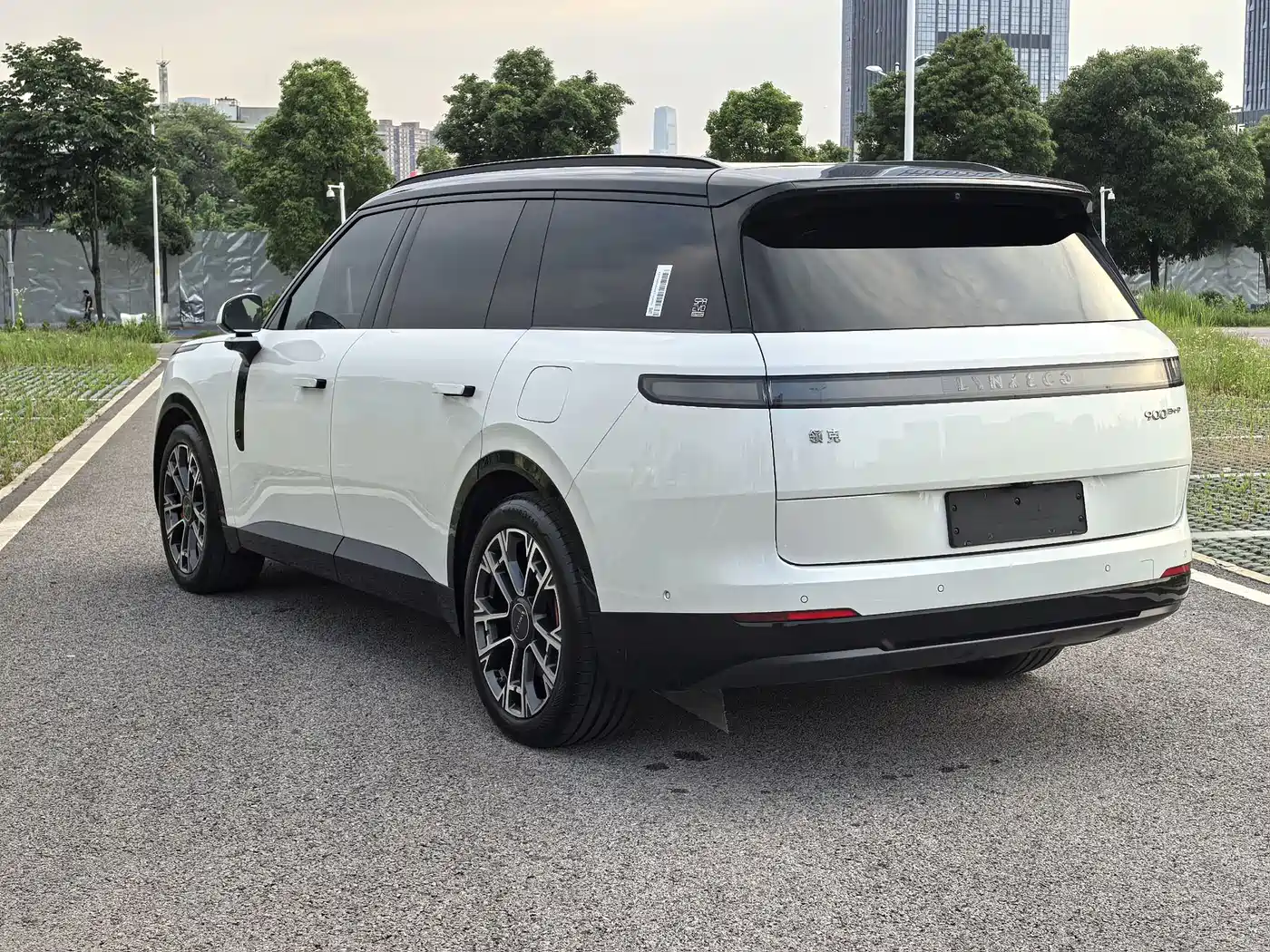 Lynk & Co 900 2025 2.0T Ultra фото 8