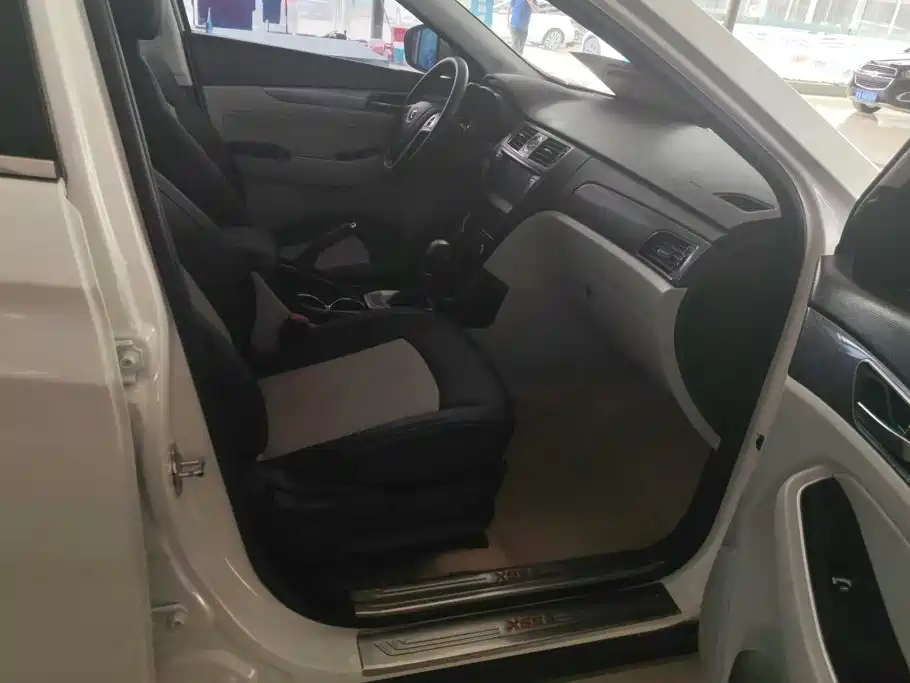 BAIC Senova X55 2016 2016 1.5T CVT Luxury Edition