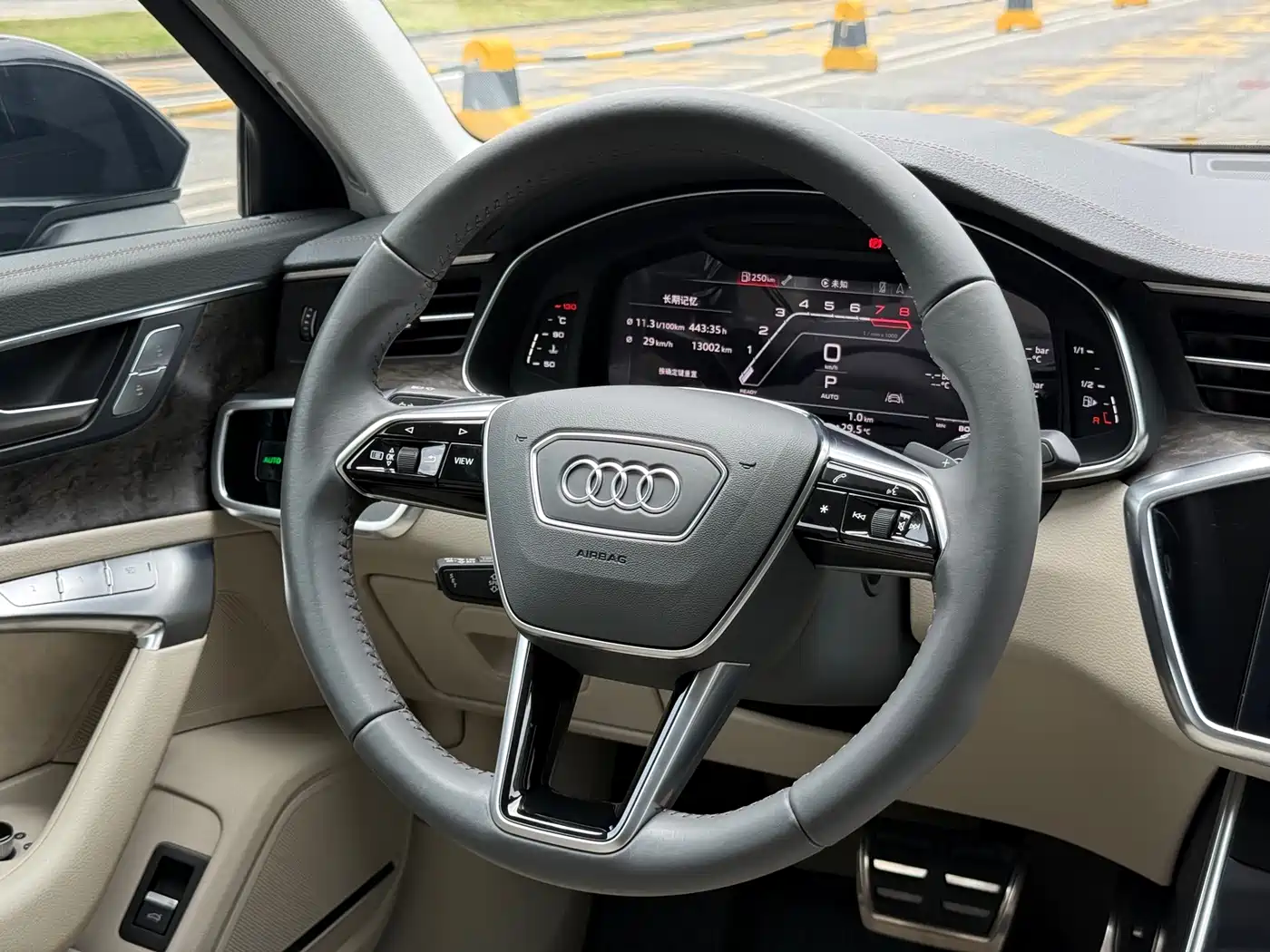 Audi A6L 2020 55 TFSI quattro Exclusive Elegance фото 6