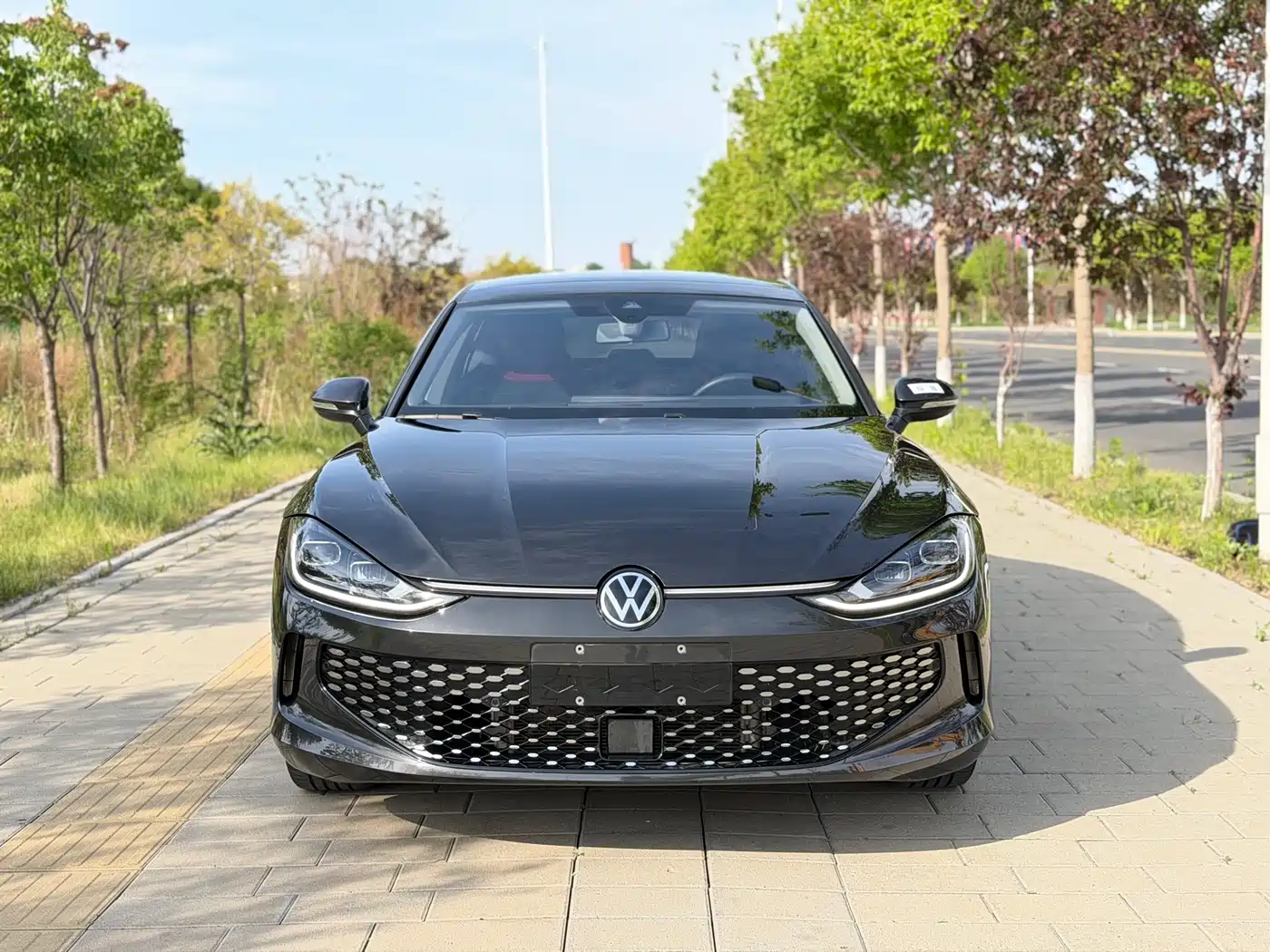 Volkswagen Lamando 2022 Lamando L 280TSI DSG Cool Edition фото 2