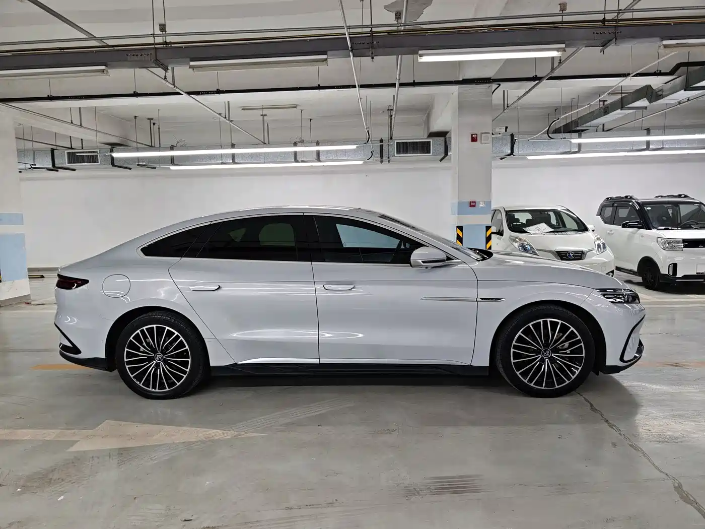 BYD Han 2024 EV Glory Edition 506KM FWD Premium фото 4