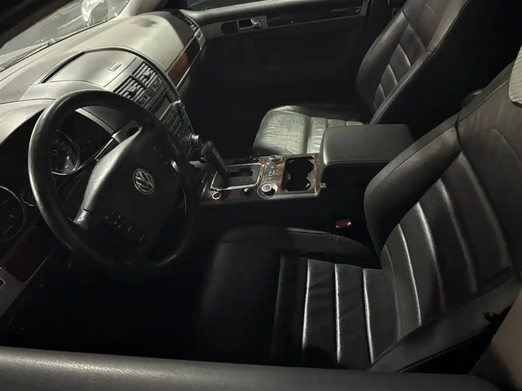 Volkswagen Touareg 2009 3.0T Diesel Standard фото 8