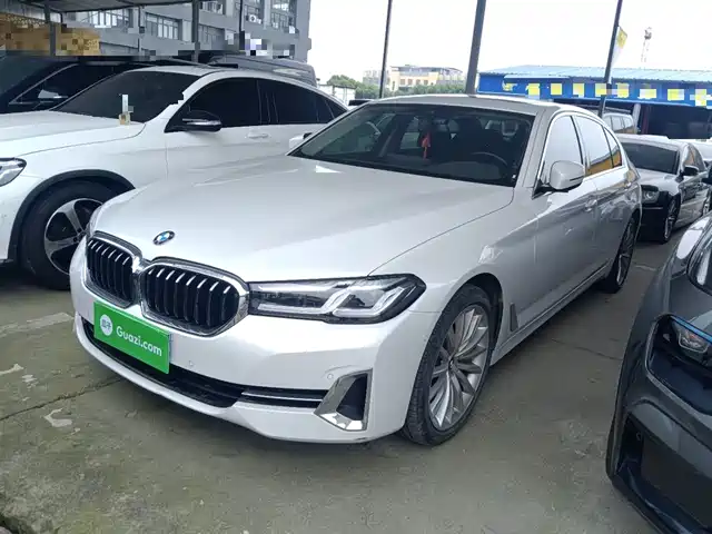  BMW BMW 5 Series 2022 Facelift II 530Li Luxury Trim Premium Package
