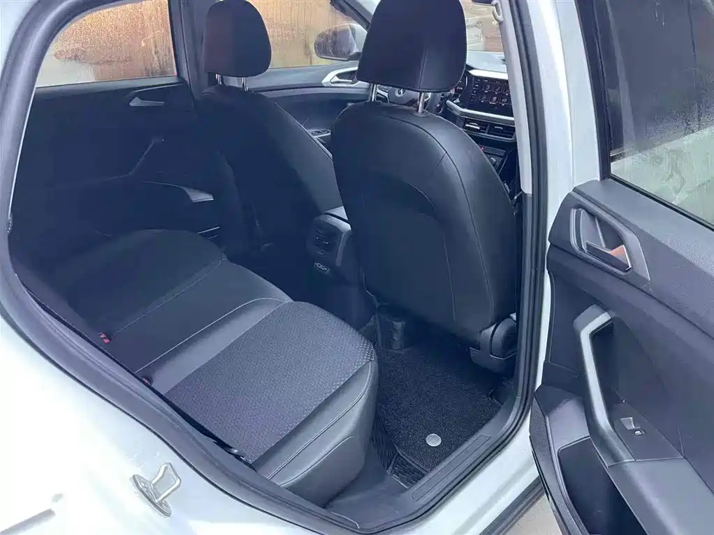 Volkswagen Tanying 2021 1.5L Automatic Smart Connect Edition фото 22