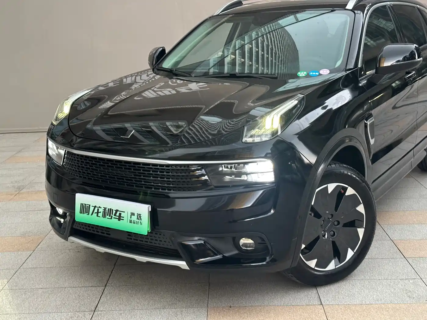 Lynk & Co 01 EM-P 2018 1.5T PHEV Power China V фото 2