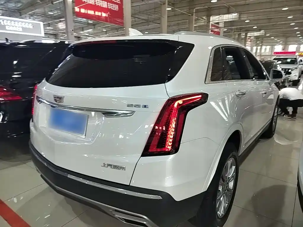Cadillac XT5 2024 2023 2.0T 2WD Fashion Edition