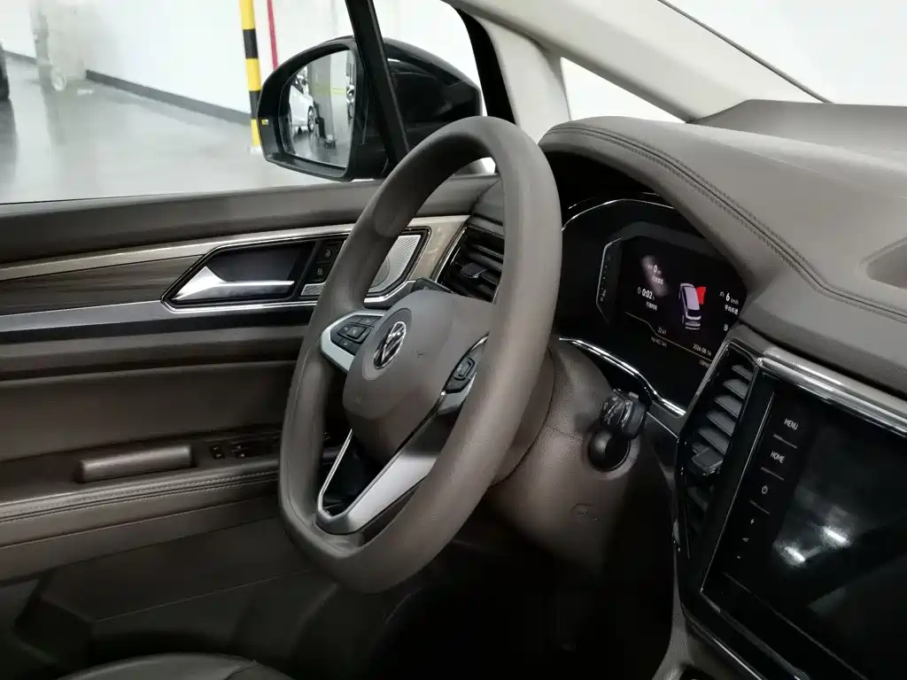 Volkswagen Viloran 2021 2020 330TSI Business Edition