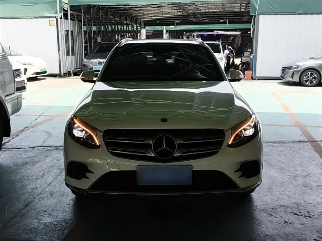 Mercedes-Benz GLC 2019 Facelift GLC 260 L 4MATIC Luxury фото 3