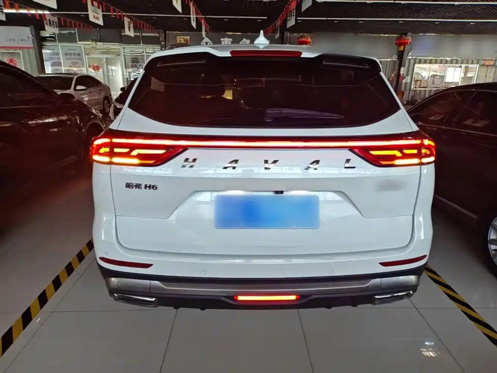 Фото 6 - Haval H6