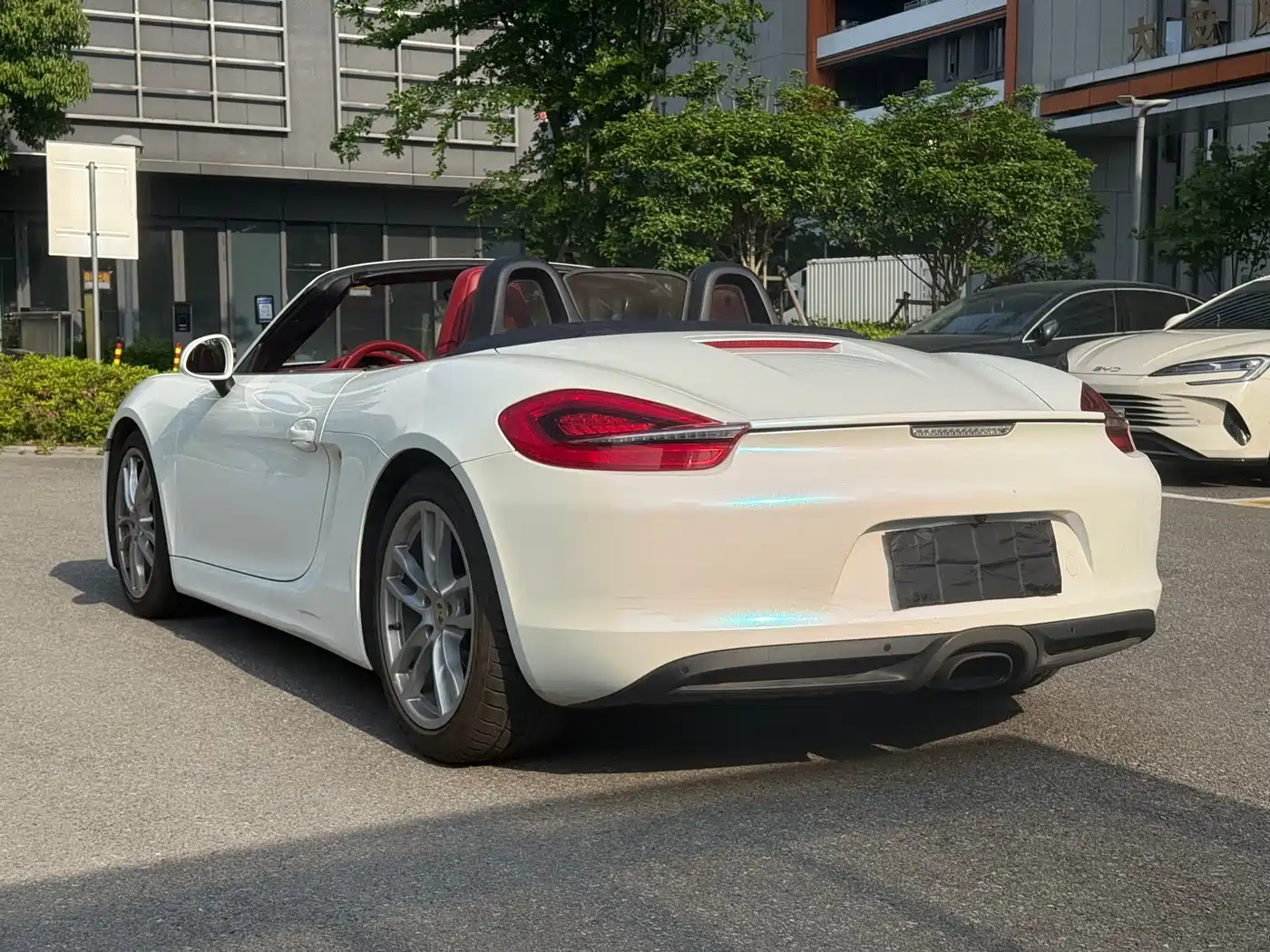 Porsche Boxster 2015 Boxster Style Edition 2.7L фото 18
