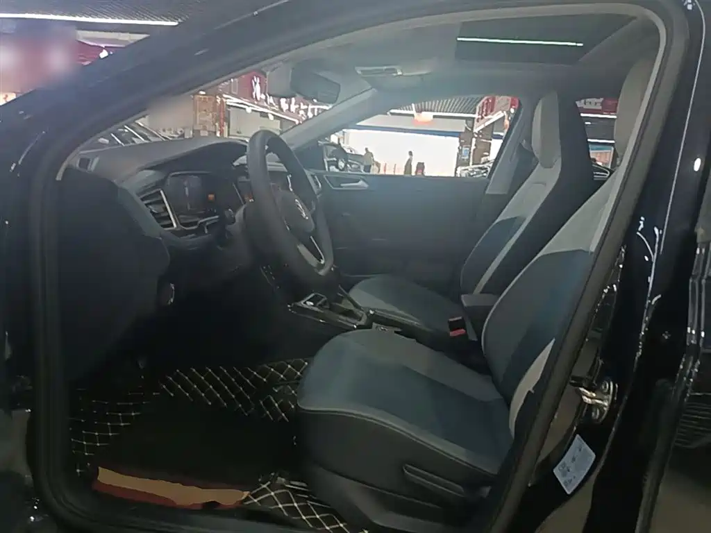 Volkswagen Lavida 2023 New Trend 1.5L Auto Aspiration Edition фото 11