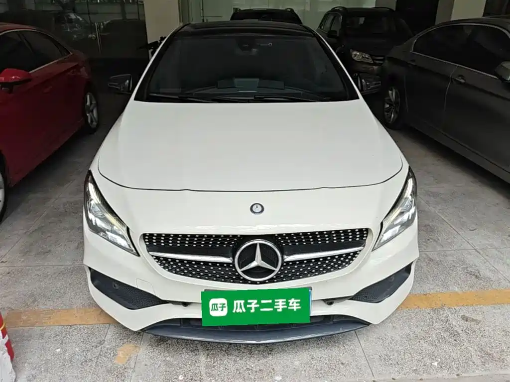 Mercedes-Benz CLA (Import) 2016 Facelift CLA 220 4MATIC фото 3