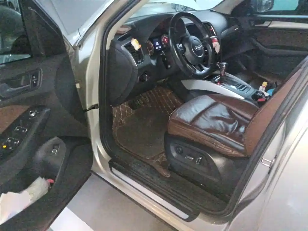 Audi Q5 2015 40 TFSI Technology фото 14