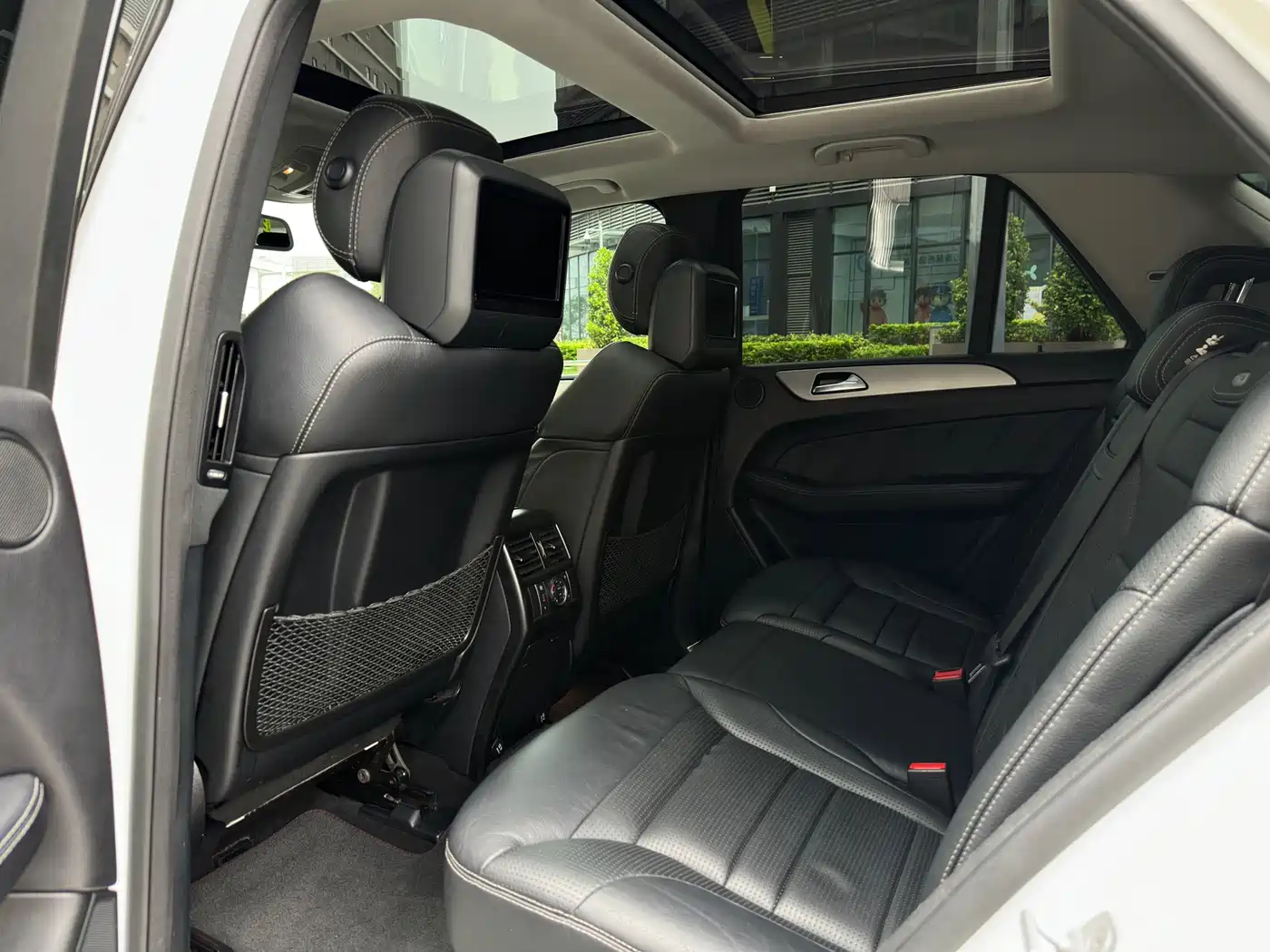 Mercedes-Benz M-Class AMG 2015 AMG ML 63 фото 8