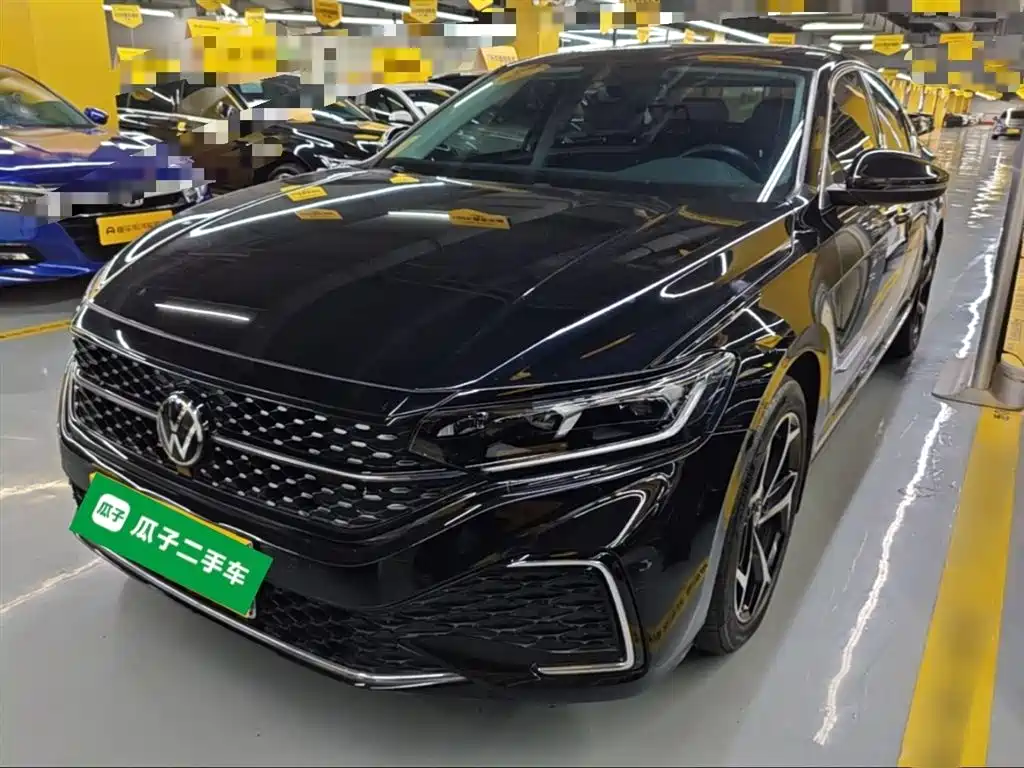 Volkswagen Passat 2024 Model 380TSI Starlight Elite