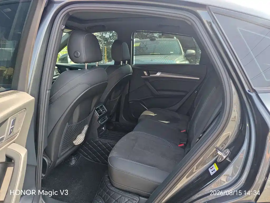 Audi Q5L Sportback 2024 2024 40 TFSI Luxury Version