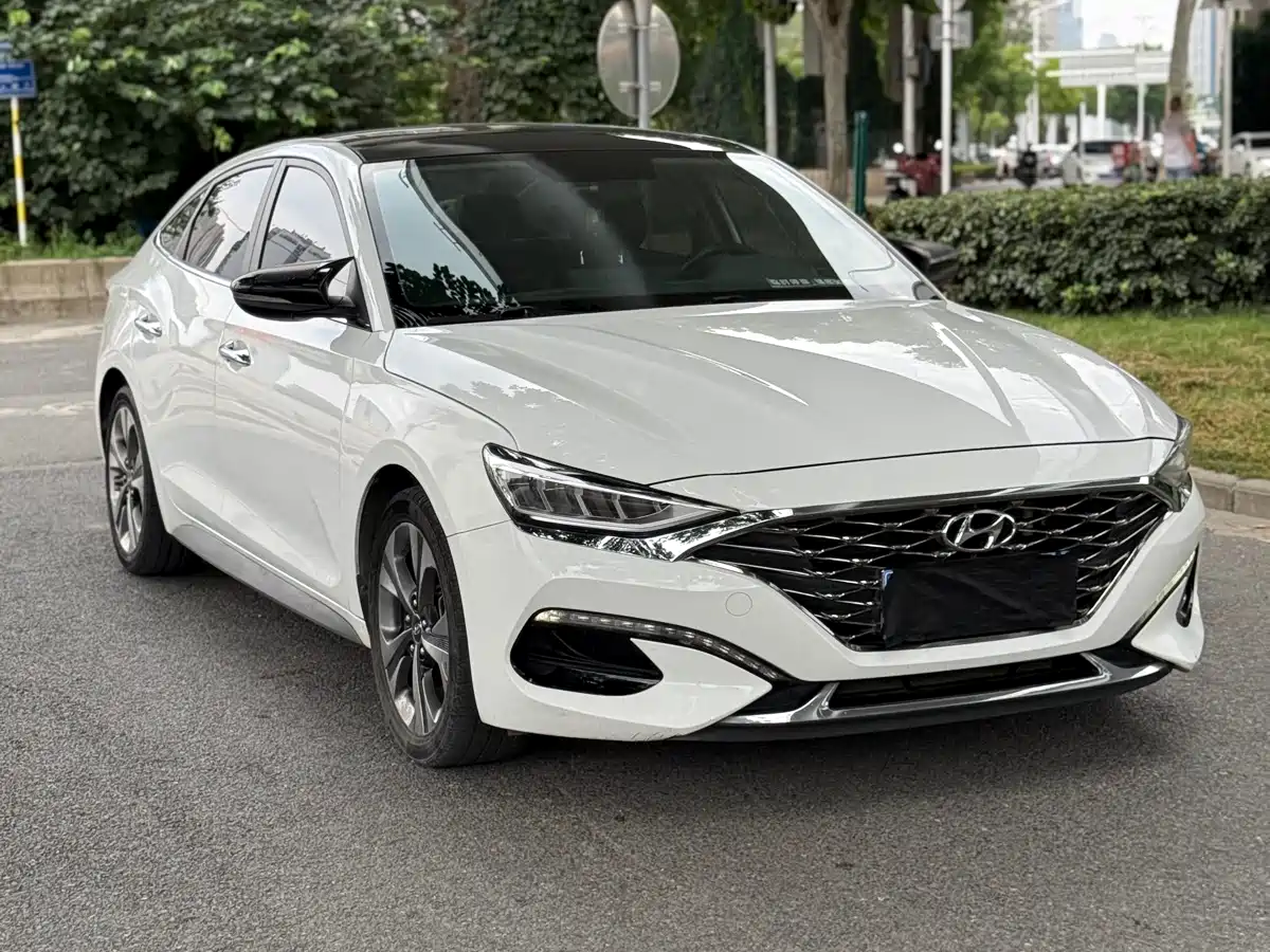 Hyundai Fista 2019 280TGDi Smart Speed Edition China V фото 3
