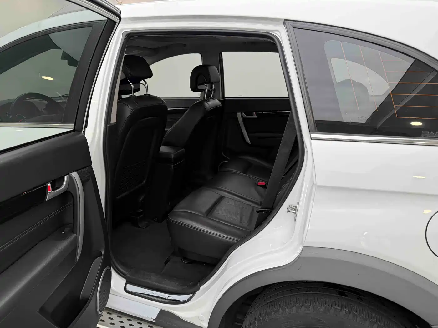 Chevrolet Captiva 2015 2.4L AWD Flagship 7-Seater фото 15