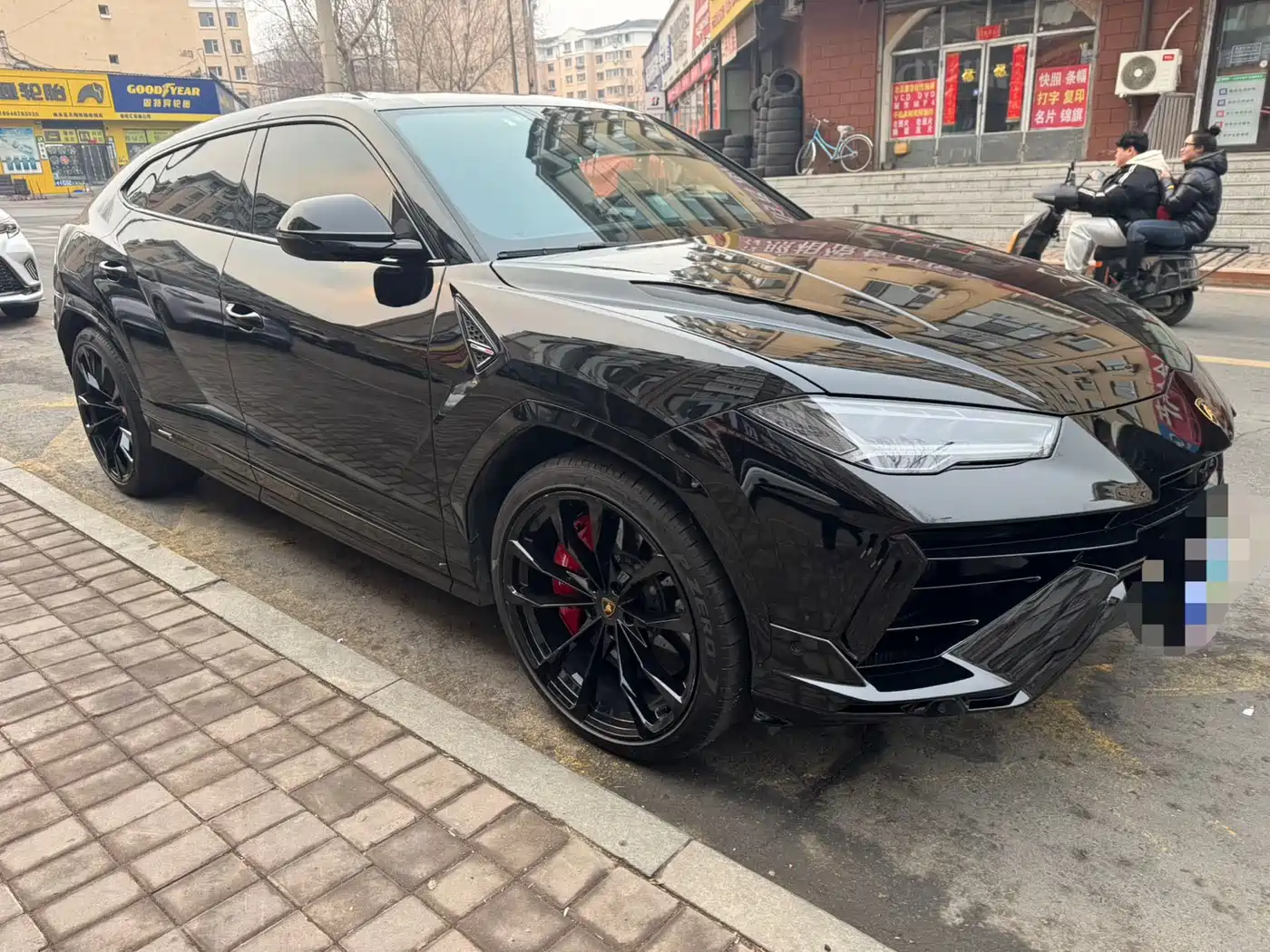 Lamborghini Urus 2023 4.0T V8 S фото 2