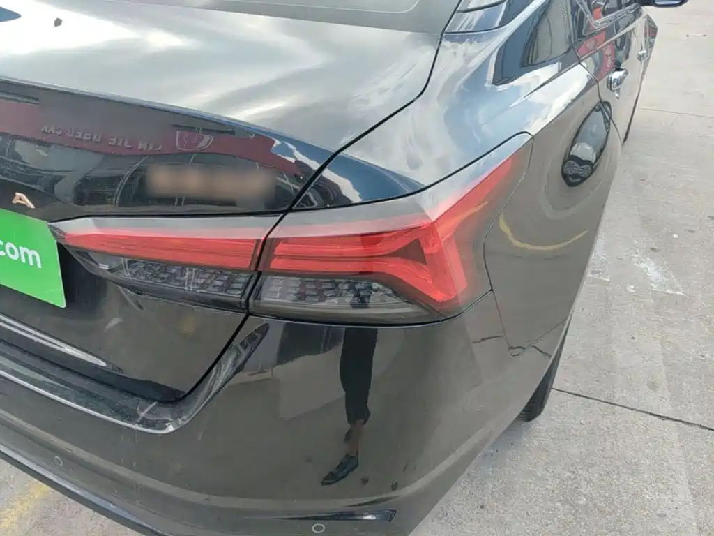 Nissan Teana 2025 2024 2.0L SV Black Gold Edition