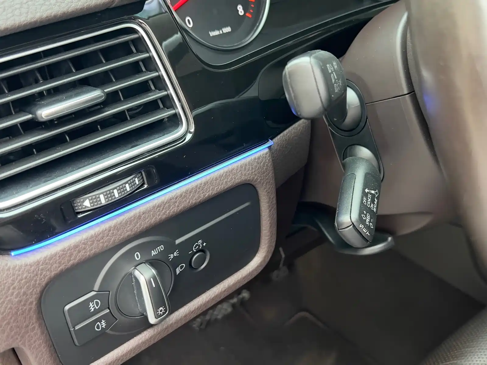 Фото 7 - Volkswagen Touareg