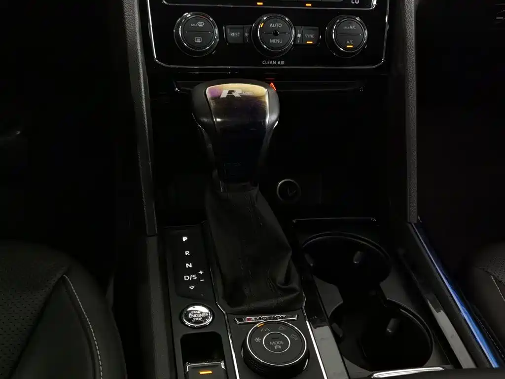 Volkswagen Teramont 2017 380TSI 4WD Luxury Edition фото 13