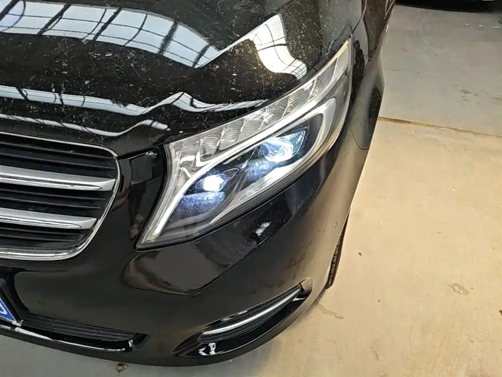 Mercedes-Benz V-Class 2018 V 260 Premium Edition China V фото 24