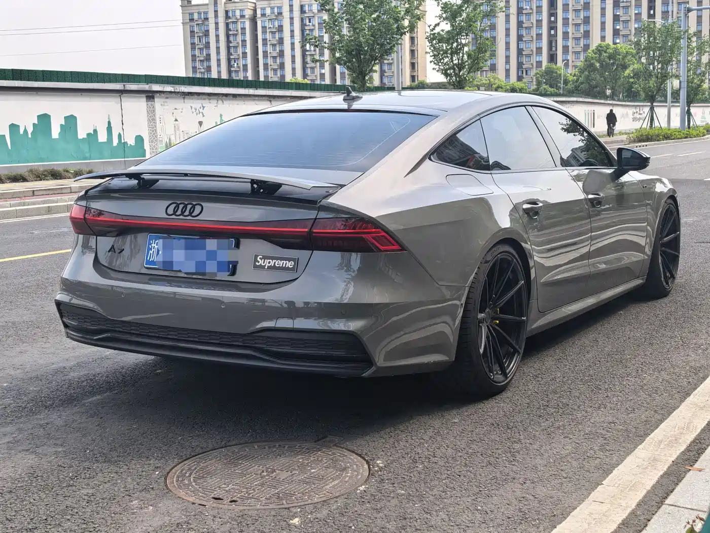 Audi A7 2023 Model 45 TFSI Premium Selection Edition фото 7