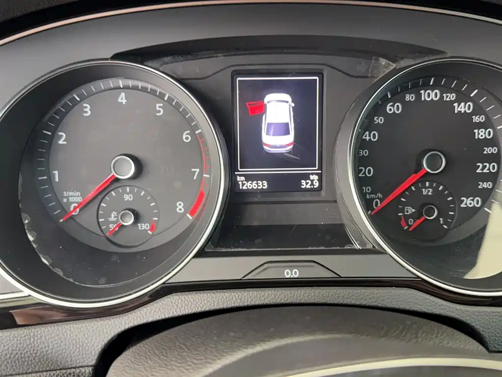 Volkswagen Magotan 2017 330TSI DSG Premium фото 3