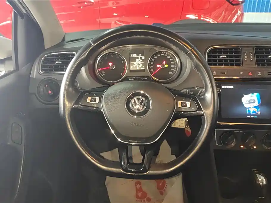 Volkswagen Polo 2018 1.5L Auto Comfort фото 15