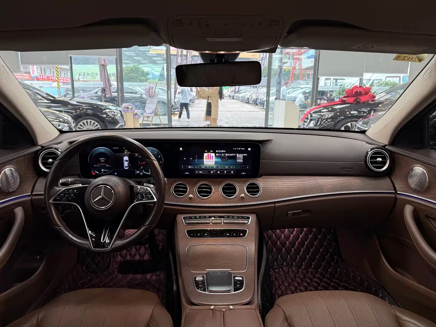 Mercedes-Benz E-Class 2022 E 300 L Luxury фото 17