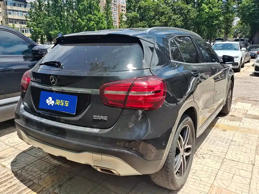 Mercedes-Benz GLA 2018 GLA 200 Fashion фото 3