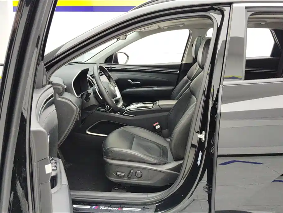Hyundai Tucson 2023 Tucson L 1.5T Automatic 2WD GLX Elite Edition фото 9