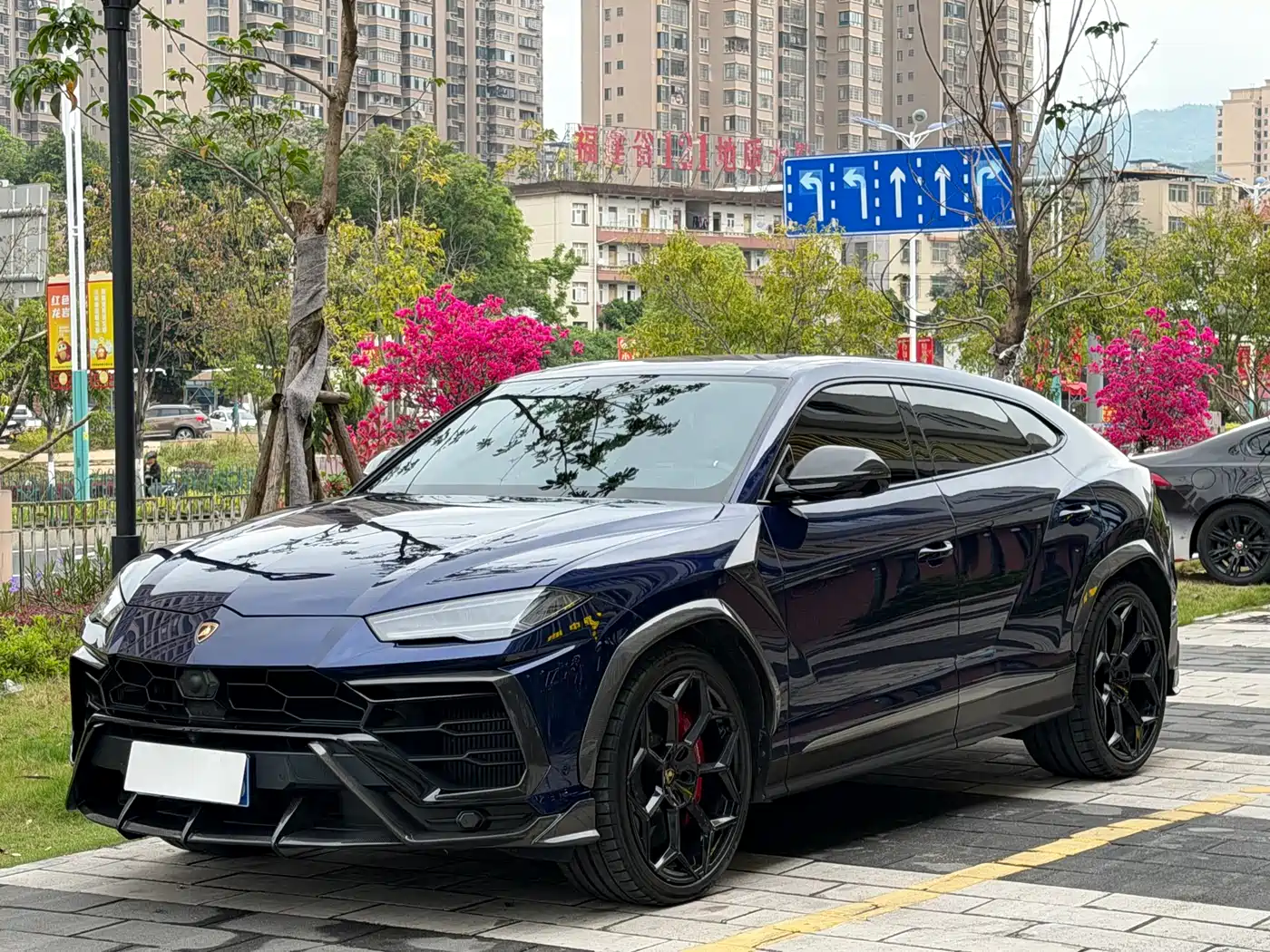Lamborghini Urus 2021 4.0T V8
